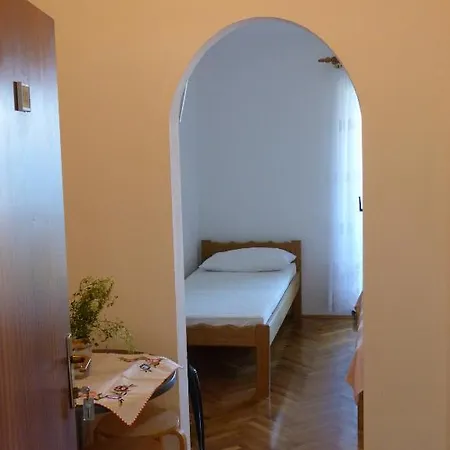 Ana Apartment