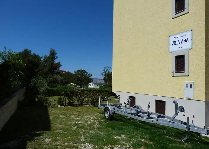 Ana Lägenhet Starigrad Paklenica